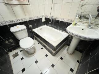 Queen pyramids view - 6