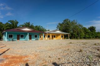 Tok Umi Guesthouse@AMJ Bakri - Muar - 0