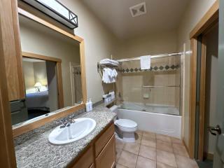 Ski-in/Ski-out with views at Sunstone - Mammoth Lakes - 5
