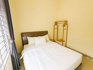 Lovina B2/12A at Ansley Park Spacious+Netflix - Batam Center - 3