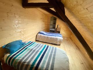 J4 Parking, Wifi Grand 2 Chambres 3 lits 2 à 4 pers, lit parapluie JACQUELINE - Imphy - 7