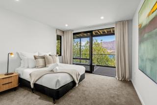 Contemporary & Plush - 4 Bedroom House - Queenstown - 3