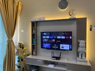 Corner KL Pool View RC Residence with High Internet Speed 500Mbps - 2