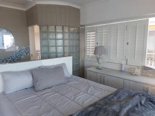 The Waves of Schulphoek - Hermanus - 6