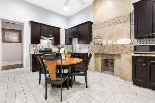 Modern 4BR Living in Downtown NOLA - New Orleans - 3