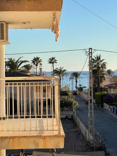 Amplio apartamento junto al mar - Calabardina - 0