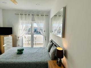 Studio apt with spectacular views of Lagos Marina - Lagos - 3