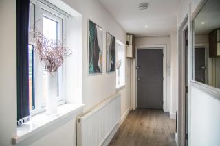Modern and Stylish 1 Bed Flat - High Wycombe - 3
