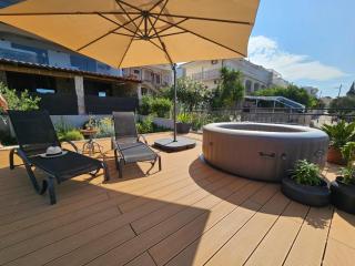 Paradiso Apartment with Private Jacuzzi and Terrace - Trogir - 5