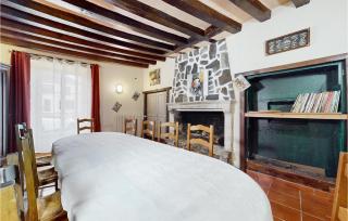 4 Bedroom Gorgeous Home In Parennes - Parennes - 7