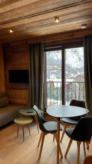 Résidence GRAND COCOR, Skis aux pieds -Studio 25 m2- by MONTBLANC LOGDE - Val dʼIsère - 4
