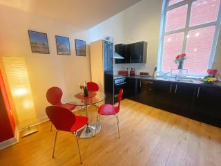 Vibrant Loft Apartment in Grade II Listed Georgian Building - Sheffield - 4