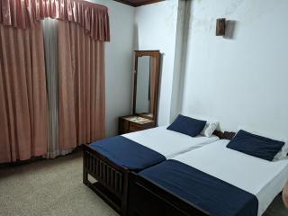 Royal Apartments - Bambalapitiya - 3