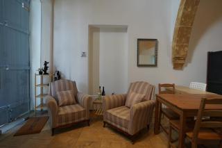 Large Kamara Studio - 6