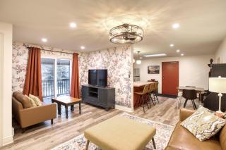 Rustic Elegant Stays in Niagara Benchlands - Beamsville - 9