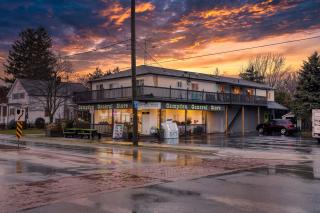 Rustic Elegant Stays in Niagara Benchlands - Beamsville - 6