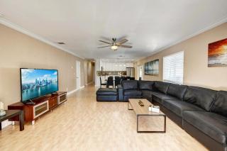 Walk to Hollywood Beach Luxury 4BR Villa - Hollywood - 7