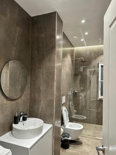 DeLux Suite 104 - Tirana - 5