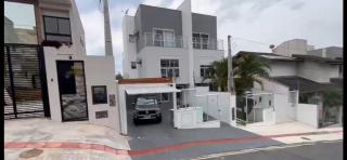 Casa c/ piscina Balneário Camboriú - Balneário Camboriú - 0