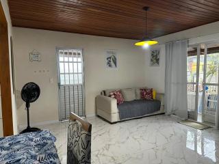 Amplo apart. com sacada, WiFi, Estacionamento, kit de praia, completo! - 7