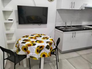 VV Las Buganvillas MASPALOMAS - Cocina y habitaciones con baños privados - 4