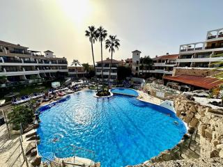 Breathtaking Ocean View, Adult and Kids Pools & Fiber Wi-Fi - San Miguel de Abona - 4