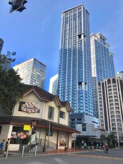 Eastwood Hotel Unit across Mall - Manilla - 6