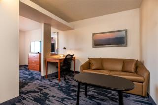 Fairfield Inn & Suites by Marriott Spearfish - 4