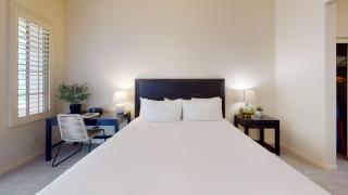 LV027 Upstairs Studio Overlooking Lap Pool - La Quinta - 6