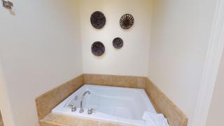 LV027 Upstairs Studio Overlooking Lap Pool - La Quinta - 2