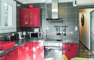 2 Bedroom Awesome Home In Pierre-Châtel - 5