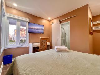 Upgraded Rooms with Bath 7-min to Subway Near Downsview Rogers Stadium - Toronto - 8