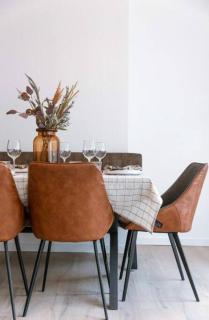 Hugo by the harbor, light-filled and centrally located apartment - free parking - Oostende - 2