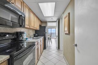 Ocean-front Condo with Pools, Lazy River and Water Park - Myrtle Beach - 1