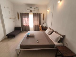 J-House, spacious apartments with balconies, Thalassa 1min away - Siolim - 8