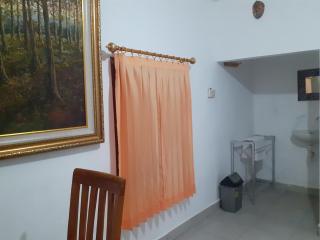 Geria bun bed & paint art gallery - 4