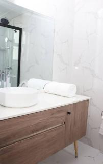 Scenic Park View Escape - 3 Bedroom - 4 Washroom - 7