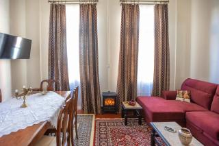 Era of Elegance: 1928 Classic Dwelling - Tripoli (Tripolis) - 2