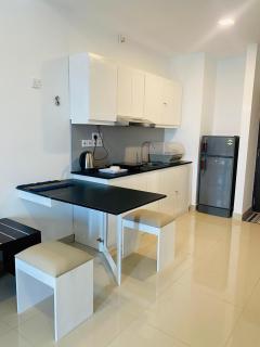 Ocean Breeze Hotel Residencies Luxury Studio Apartment - Negombo - Negombo - 5