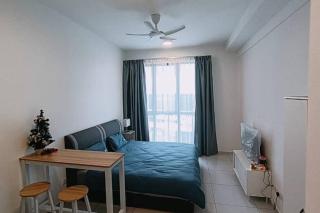 Cozy Sky Trees Bukit Indah with Smart TV l Pool B8 - Johor Bahru - 0
