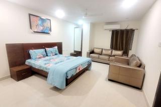 Terrace Party House with Bedroom,Kitchen and playarea - Secunderabad - 4