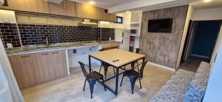 Vivisierras, Piso 3 frente al lago, centro Villa Carlos Paz, 2 dormitorios, 2 baños, pileta privada, premium - Villa Carlos Paz - 3