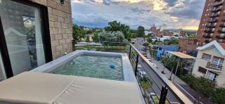 Vivisierras, Piso 3 frente al lago, centro Villa Carlos Paz, 2 dormitorios, 2 baños, pileta privada, premium - Villa Carlos Paz - 5