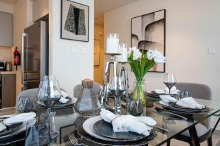 Veluxa - Luxe 2Bed in Downtown! - Dubai - 4