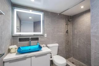 Ilikai's Best Beach Front Executive Suite - Honolulu - 7