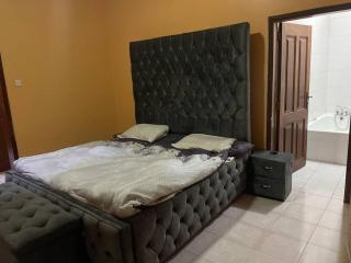 Muyenga Bungalow 3BRs, 6 guests, 6kms to Kla City - 4