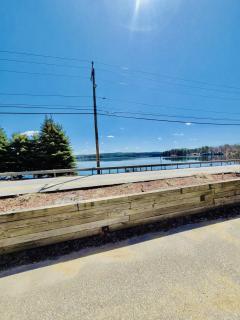 Lake Winnisquam 1 Bedroom Condo with Lake Views - Tilton - 0