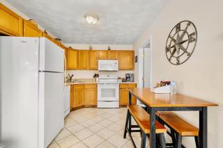 Lake Winnisquam 1 Bedroom Condo with Lake Views - Tilton - 6