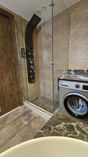 Luxury Accommodation - Sheikh Zayed - 4
