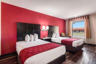 Econo Lodge Pocomoke City Hwy 13 - 3